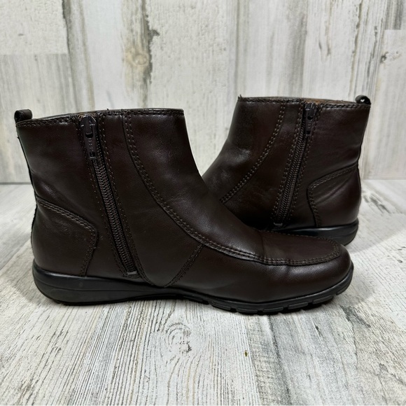 Easy Spirit Esactout Brown Leather Ankle Boots with Side Button Detail #321 - Picture 8 of 13